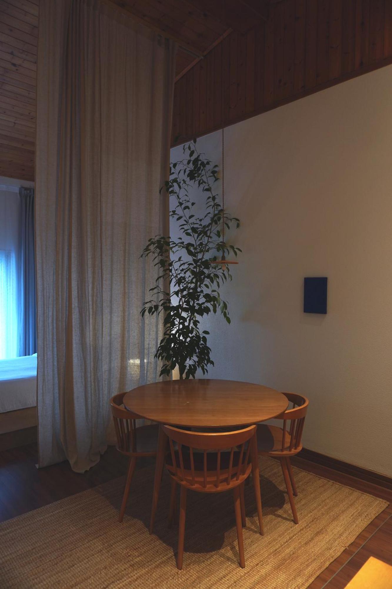 At Corner Resort & Garden Jeju Buitenkant foto